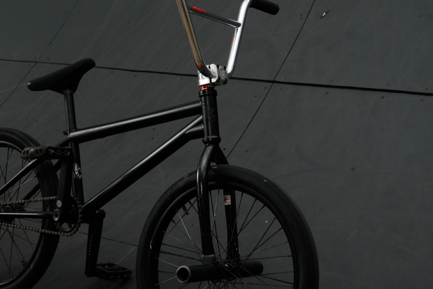 Schogn Lee Bike Check - May 2013 - S&M Intrikat