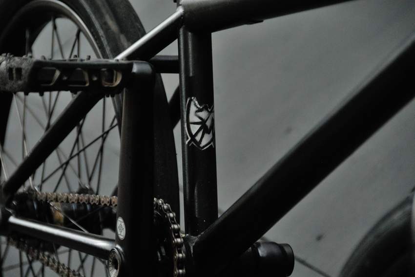 Schogn Lee Bike Check - May 2013 - S&M Intrikat