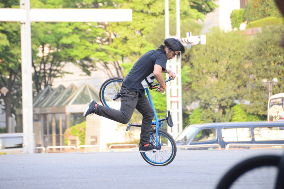 Hiroshi in action at Shinjuku Central Park. 