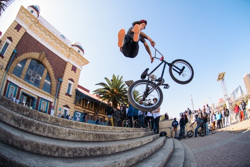 BMX Day 2015 Johannesburg - Robert Davies threw down at every spot - No foot can - Africa Mueseum
