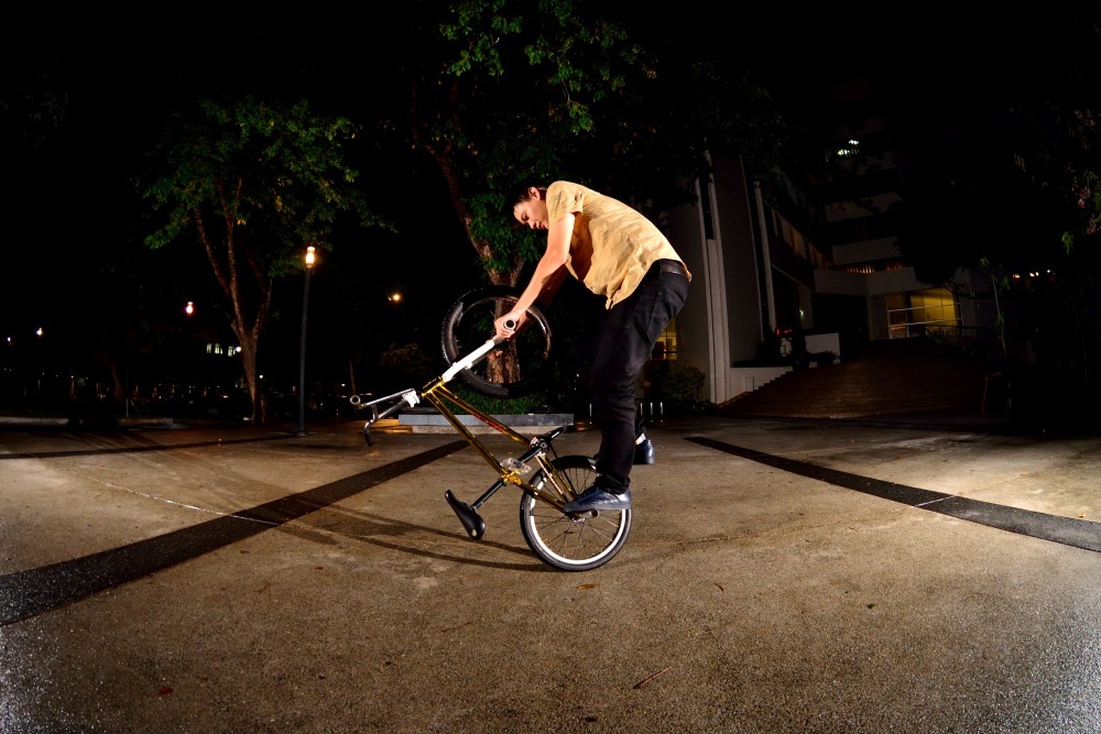 Art, one of the up and coming riders in Bangkok. This kid is funny!