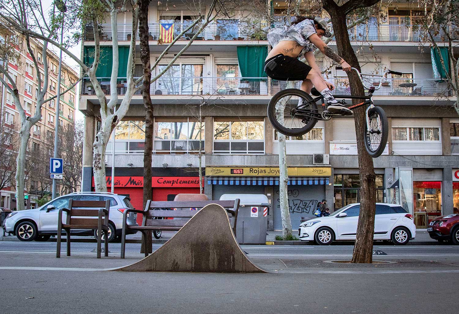 BCNBOYZ | Barcelona BMX Adventure