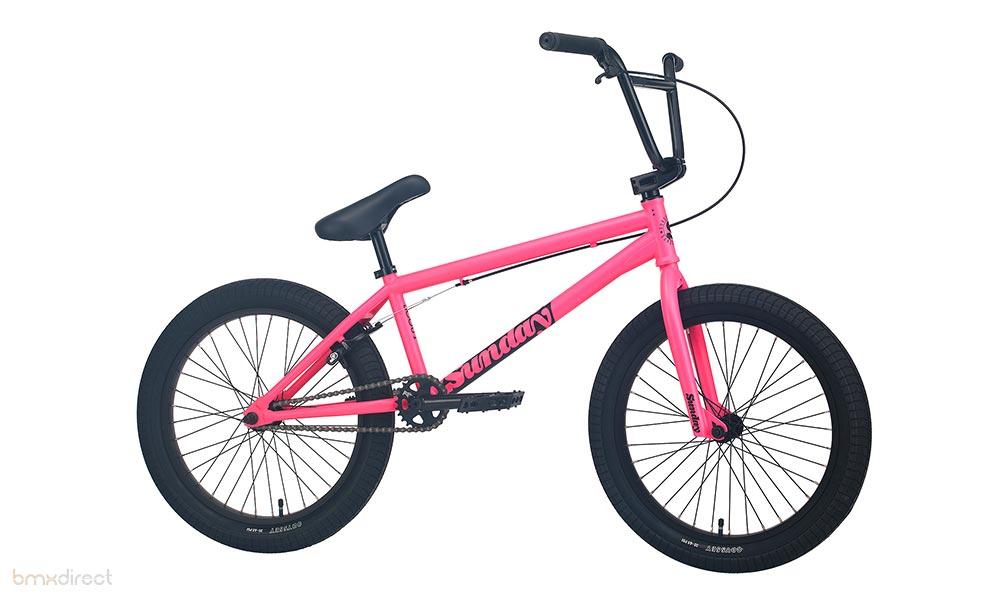 Sunday Scout - Matte Hot Pink 20.75