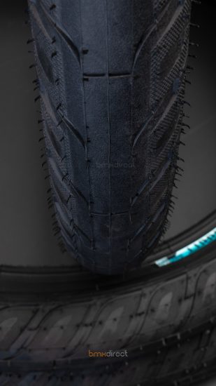 Merritt Option Tyre - Black 2.35