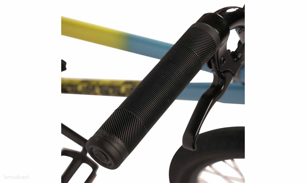 United Supreme Complete Bike – Yellow/Turquoise Fade 20.75″