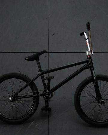 Schogn Lee Bike Check – May 2013 – S&M Intrikat Schogn Lee Bike Check - May 2013 - S&M Intrikat