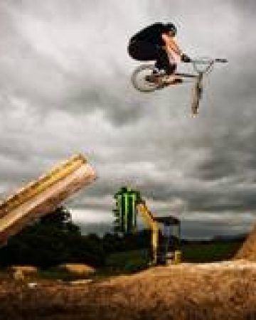 dawn-of-the-dirt-thmb dawn-of-the-dirt-thmb
