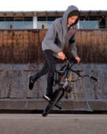 schogn-karl-cruzer-2015-bmxdirect-thumb schogn-karl-cruzer-2015-bmxdirect-thumb